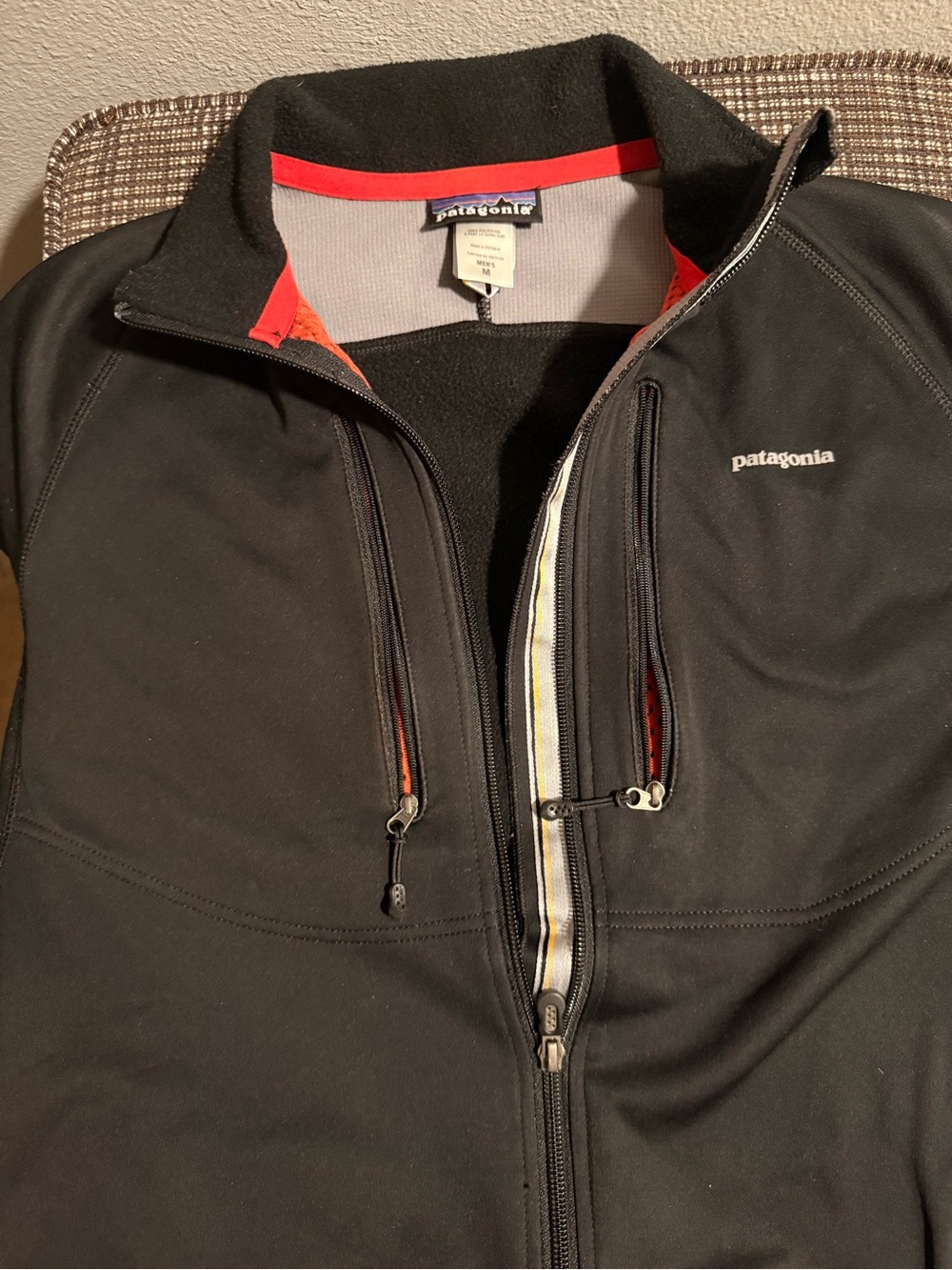 Patagonia Wind Shield Jacket Mens Medium M Black Thermal Lined Full Zip